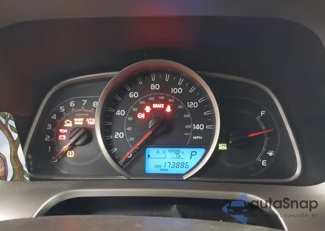 2013 Toyota Rav4 Xle z USA, uszkodzony, nr VIN 2T3RFREV0DW022824